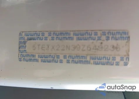 2009 Toyota Tacoma z USA, uszkodzony, nr VIN 5TETX22N39Z649236